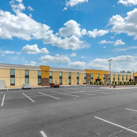 Comfort Inn Shelby-2