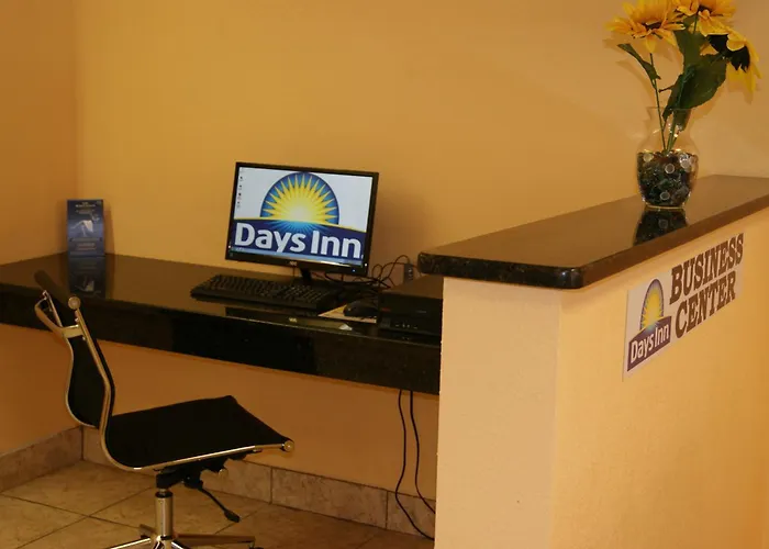Days Inn By Wyndham Shelby